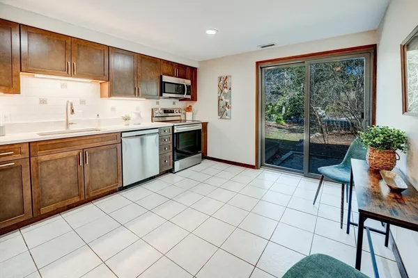 $549,900 | 232 Old Beaverbrook, Unit 232, Acton, MA 01718