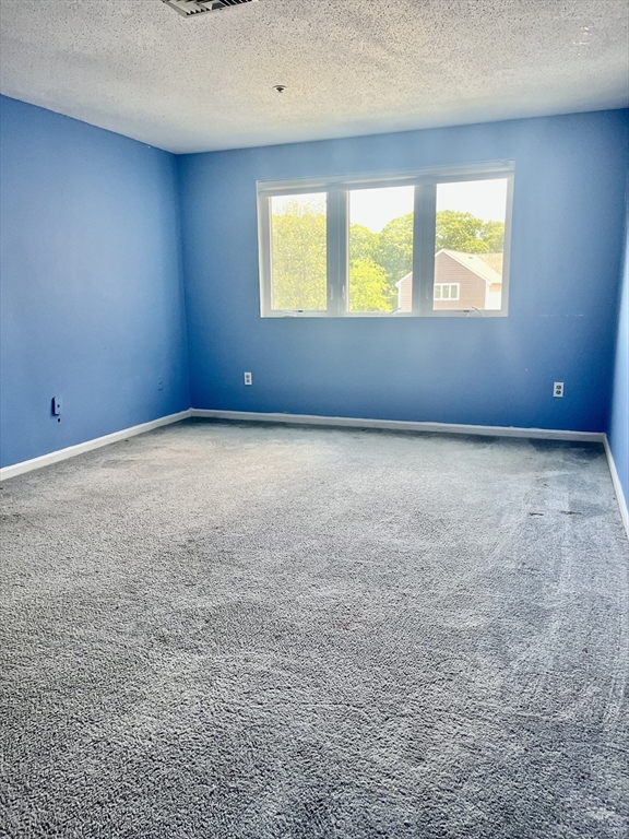 36 Dunham Road, Unit 208 Beverly, MA 01915 - Photo 14 of 19 Gallery Image 14
