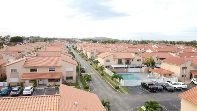 $328,900 | 7801 West 29th Way, Unit 102, Hialeah, FL 33018