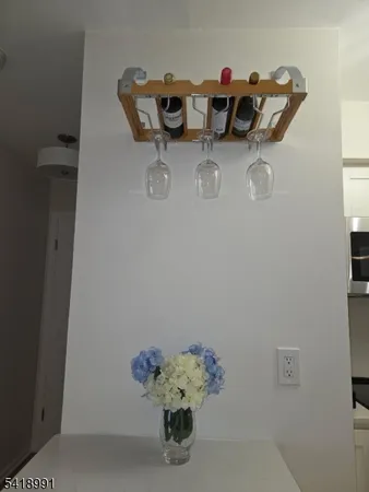 $2,200 | 5 Mountain Court, Bedminster, NJ 07921