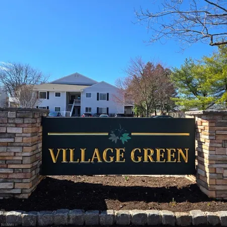 $2,200 | 5 Mountain Court, Bedminster, NJ 07921
