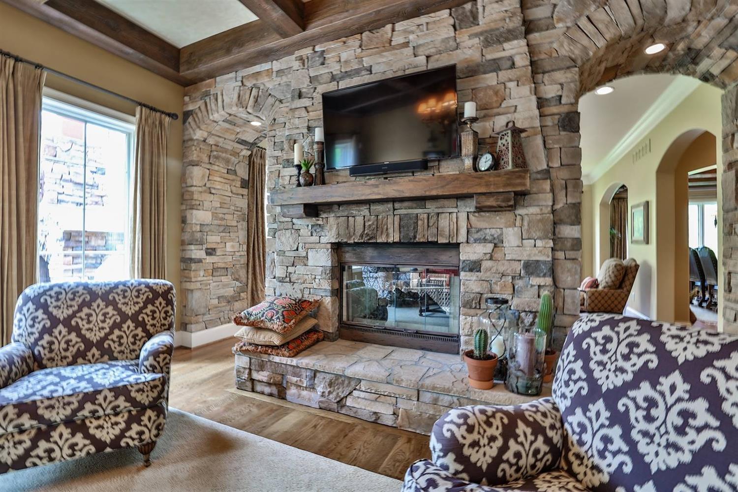 7813 Shawnee Run Road Cincinnati, OH 45243 - Photo 28 of 47