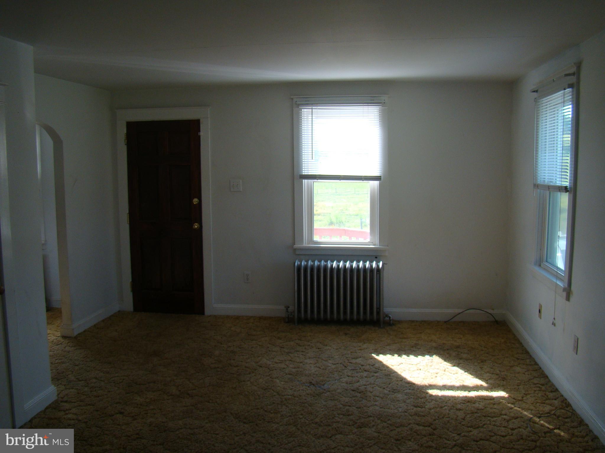 522 Rock Run Road Pottstown, PA 19465 - Photo 4 of 27