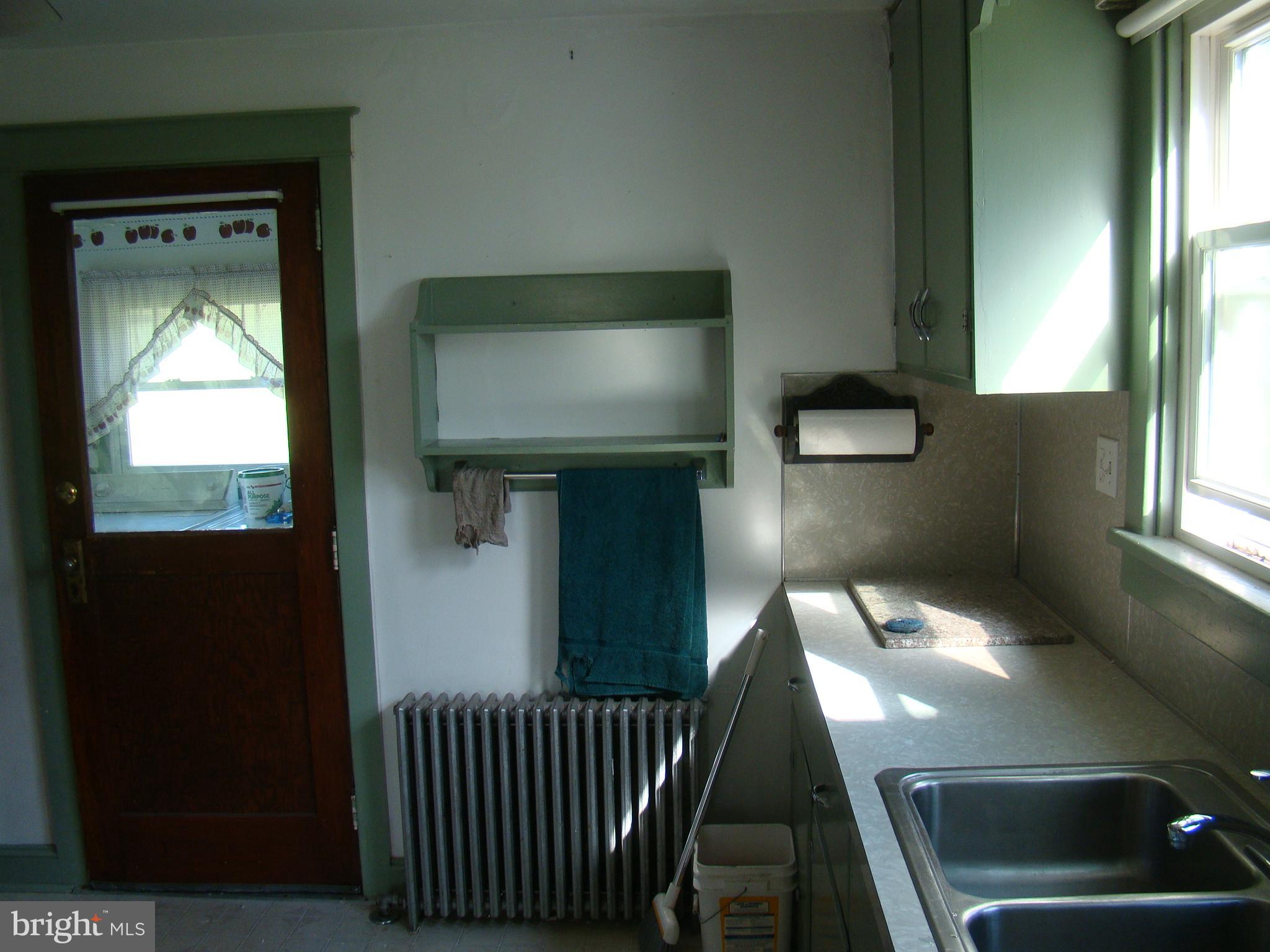 522 Rock Run Road Pottstown, PA 19465 - Photo 8 of 27