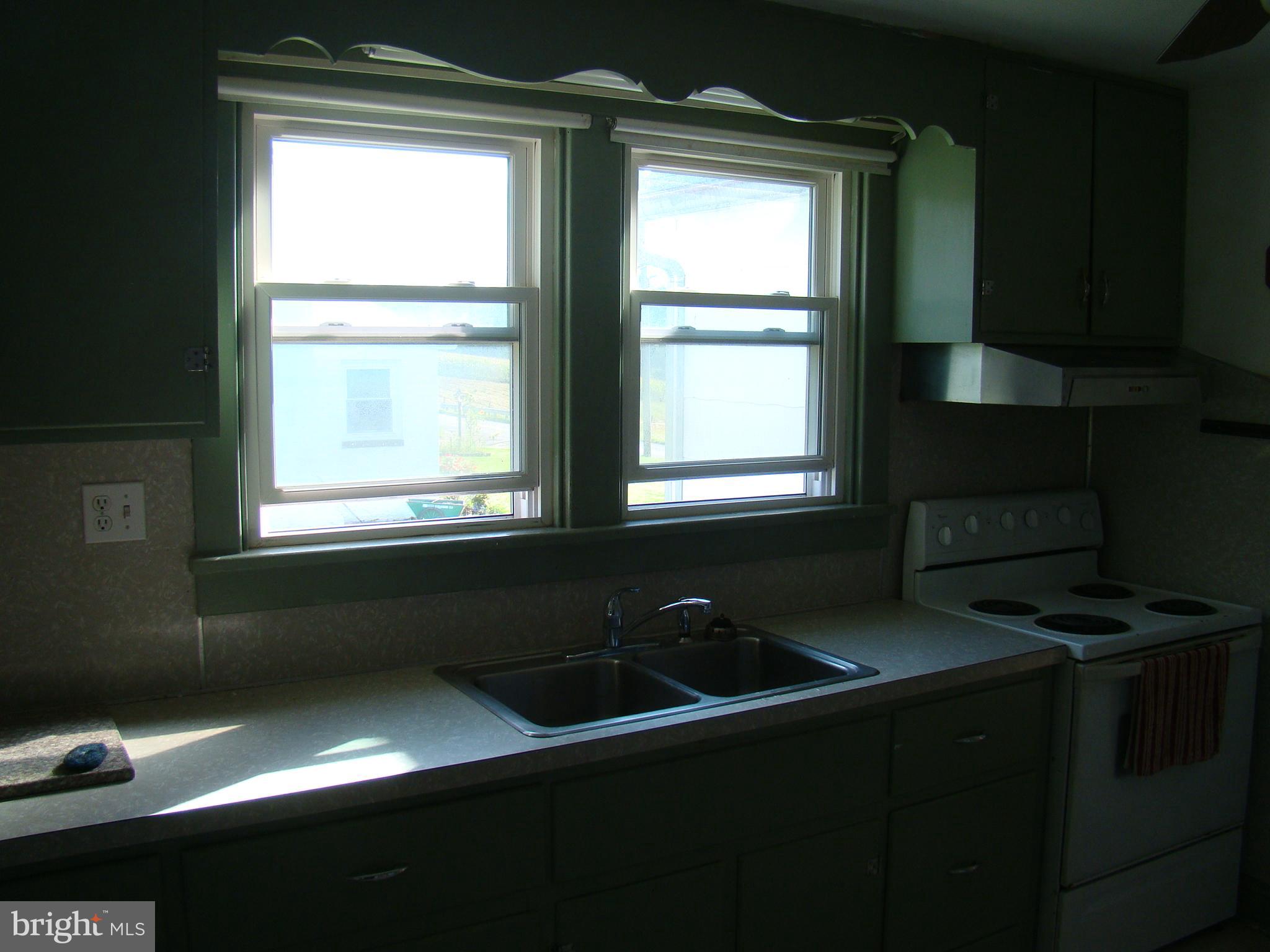 522 Rock Run Road Pottstown, PA 19465 - Photo 10 of 27