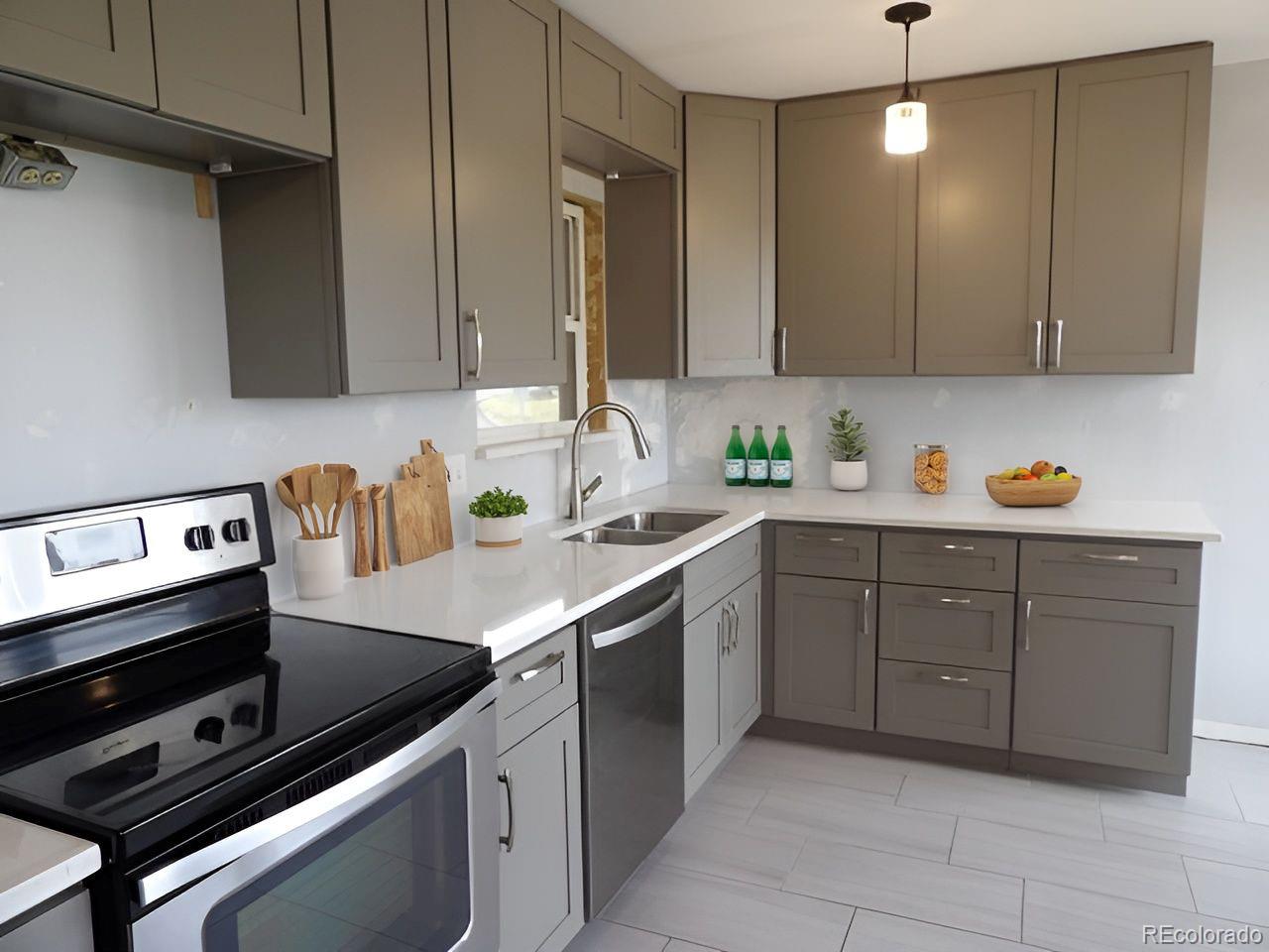 10095 West 35th Avenue Wheat Ridge, CO 80033 - Photo 12 of 42