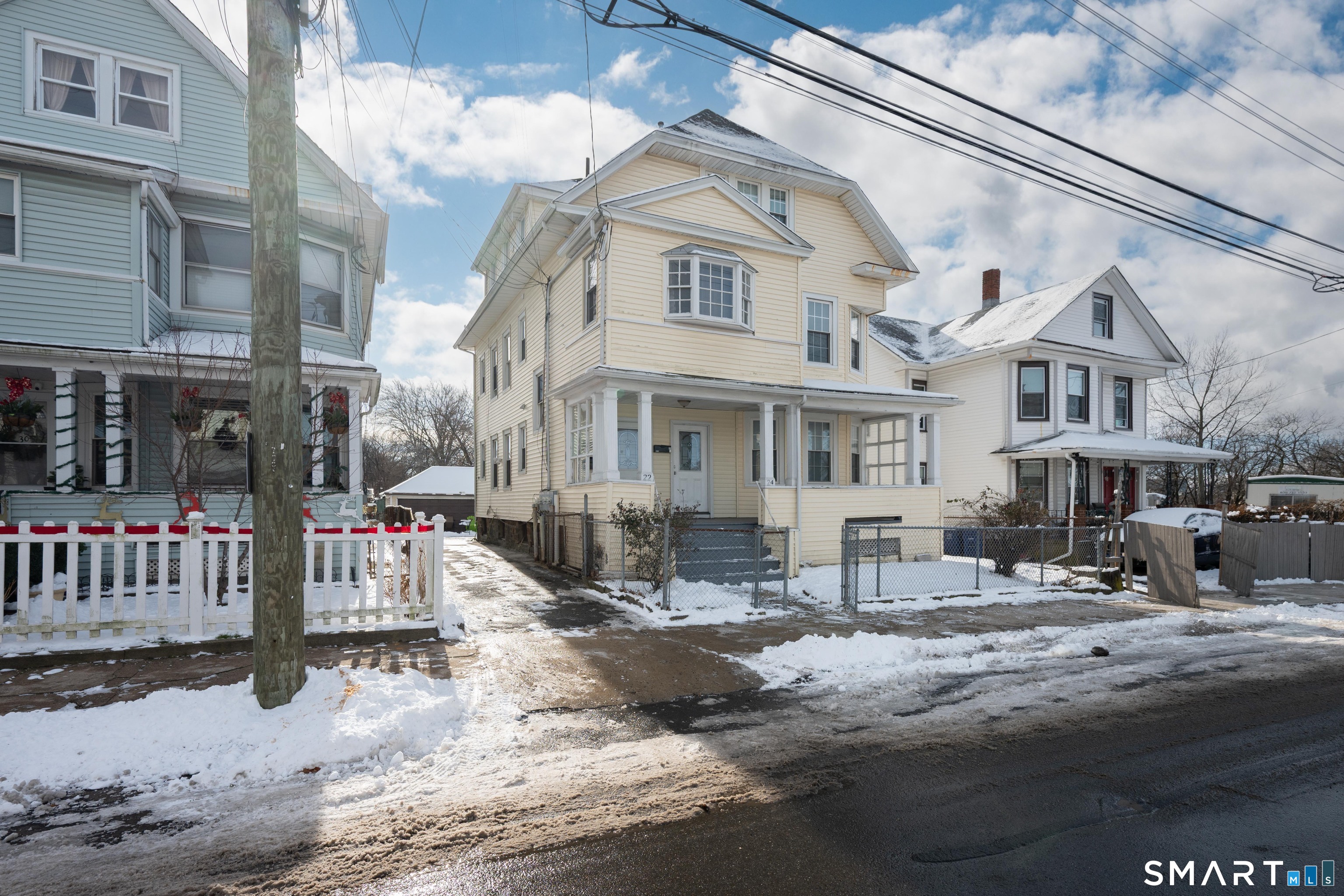 22 Roosevelt Street Bridgeport, CT 06608 - Photo 1 of 1 Front View