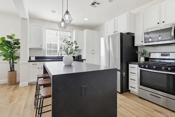 $5,300 | 1720 Santa Ivy Avenue, Chula Vista, CA 91913