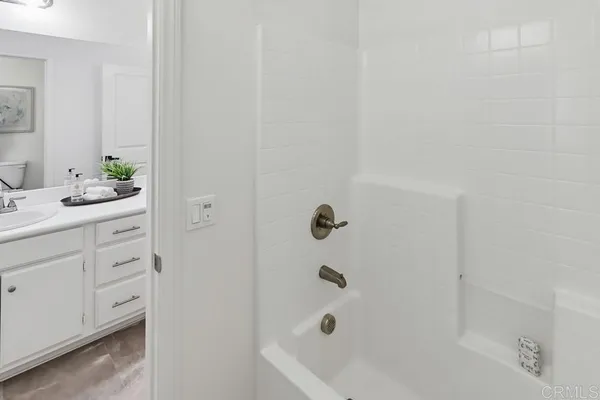$5,300 | 1720 Santa Ivy Avenue, Chula Vista, CA 91913