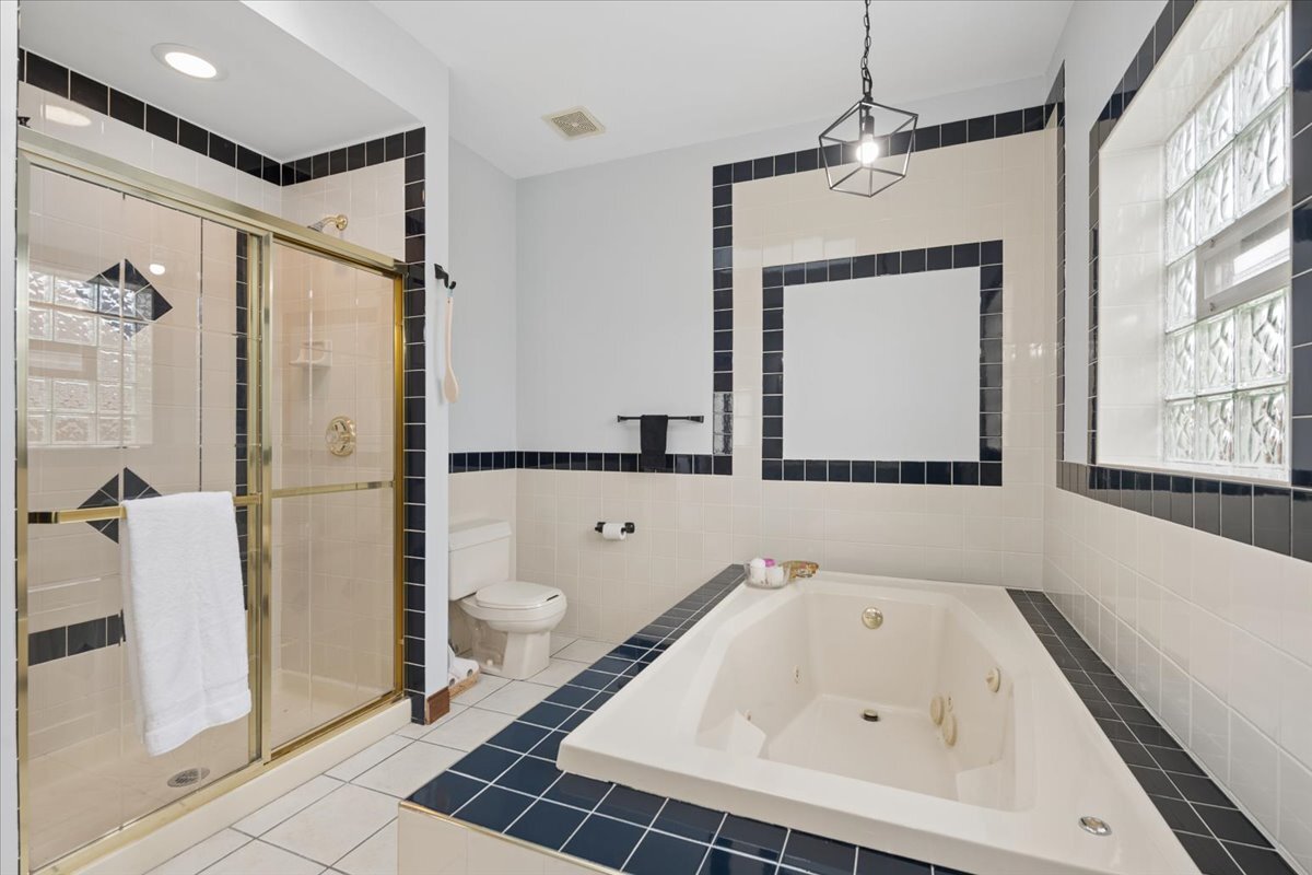 7645 West Rascher Avenue Chicago, IL 60656 - Photo 16 of 38 Gallery Image 16