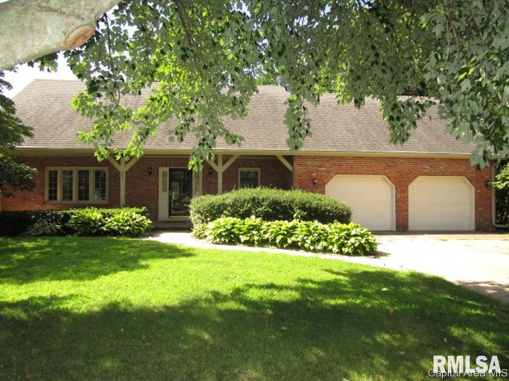 2007 Mound Road Jacksonville, IL 62650 - Photo 14 of 15 Gallery Image 14
