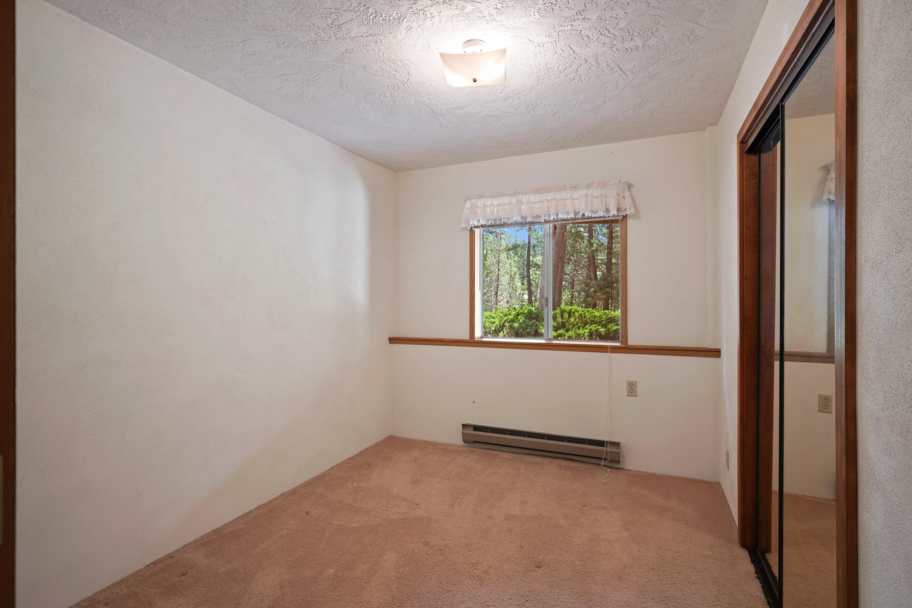 56838 Spring River Drive Bend, OR 97707 - Photo 33 of 52 DSC02150