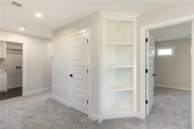 $693,585 | 3361 West 187th Street, Overland Park, KS 66085