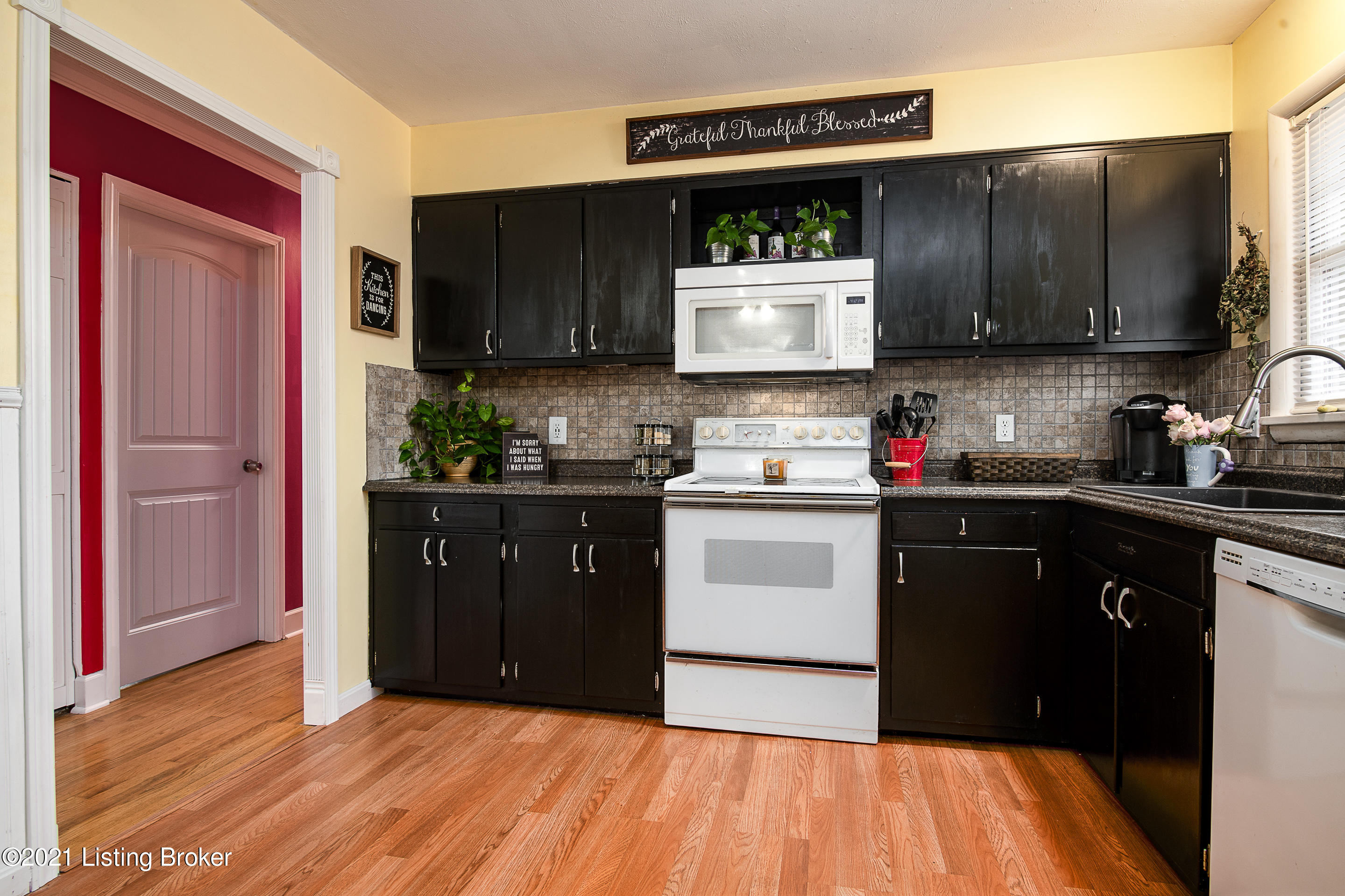 9324 Fairground Road Louisville, KY 40291 - Photo 11 of 39 DHI-6