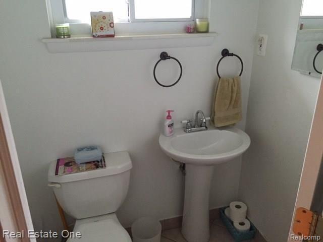 256 Brewster Road Rochester Hills, MI 48309 - Photo 12 of 25