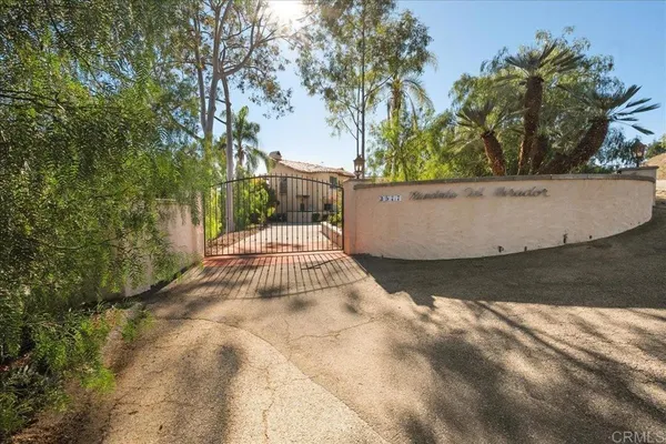 $1,997,000 | 3577 Stonegate Place, Fallbrook, CA 92028