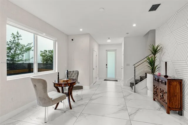 $6,990 | 10373 Northwest 68th Terrace, Doral, FL 33178