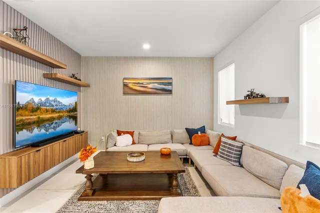 $6,990 | 10373 Northwest 68th Terrace, Doral, FL 33178