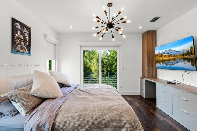 $6,990 | 10373 Northwest 68th Terrace, Doral, FL 33178