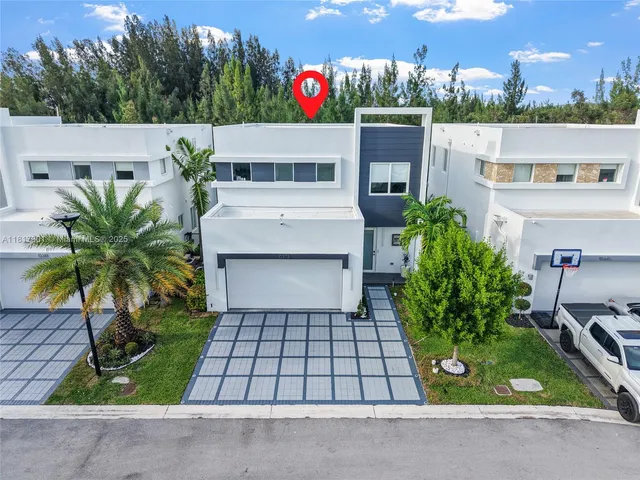 $6,990 | 10373 Northwest 68th Terrace, Doral, FL 33178