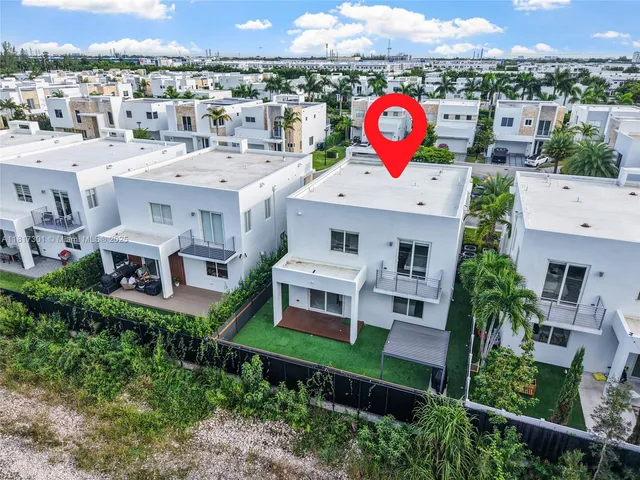 $6,990 | 10373 Northwest 68th Terrace, Doral, FL 33178