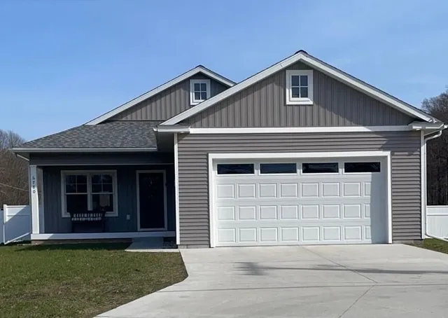 $575,000 | 6780 West Bryant Road, Ludington, MI 49431