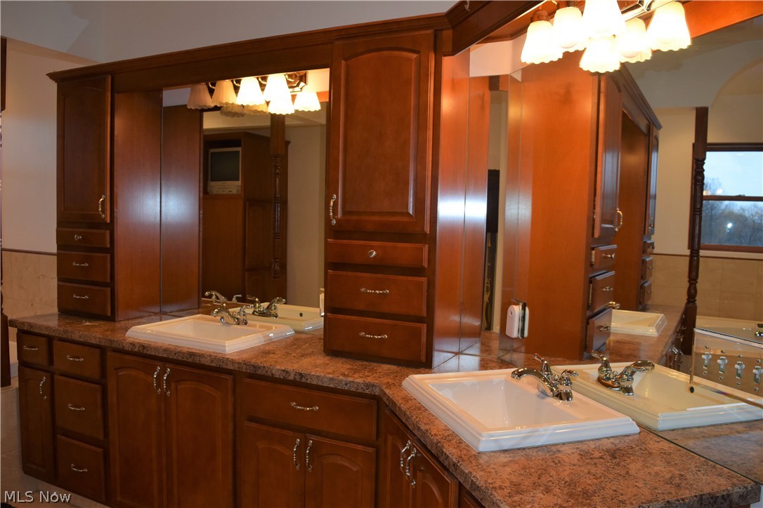 11778 Dunham Road Northfield, OH 44067 - Photo 15 of 22 Gallery Image 15