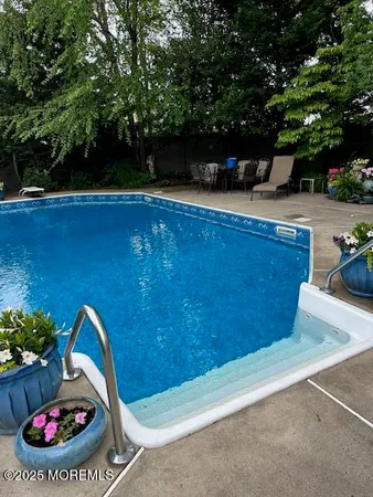 a view of a outdoor space