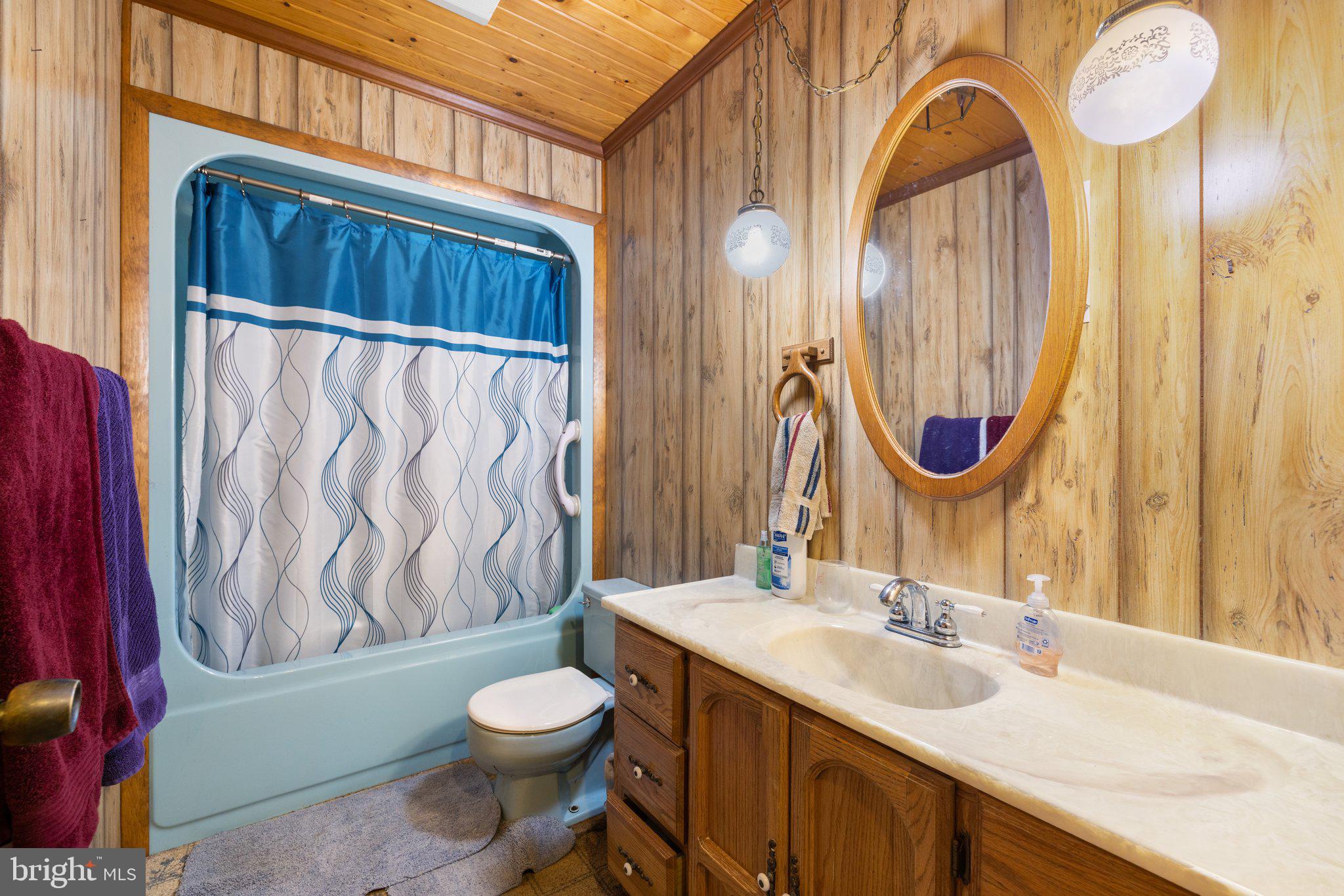 1268 Fishel Road Winchester, VA 22602 - Photo 26 of 66 Bathroom 2