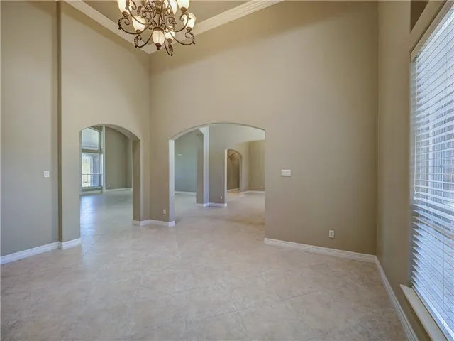 $4,400 | 11 West Bar-Le-Doc Drive, Corpus Christi, TX 78414