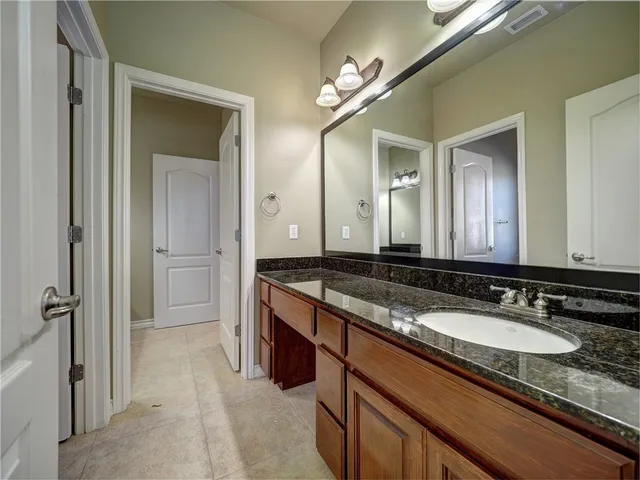 $4,400 | 11 West Bar-Le-Doc Drive, Corpus Christi, TX 78414