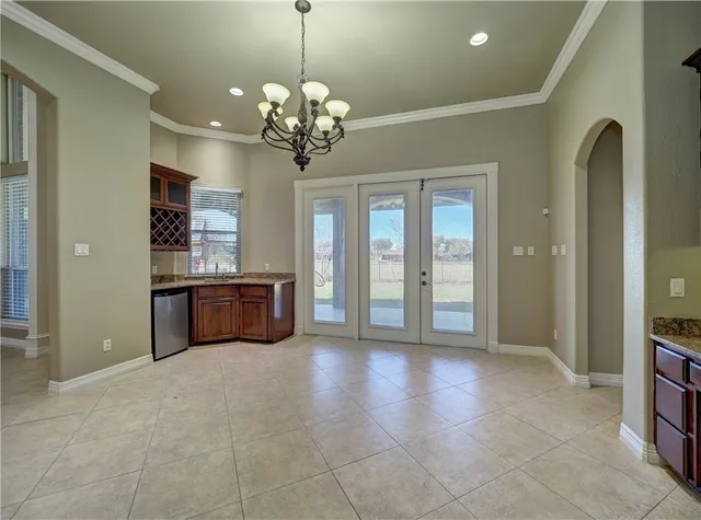 $4,400 | 11 West Bar-Le-Doc Drive, Corpus Christi, TX 78414