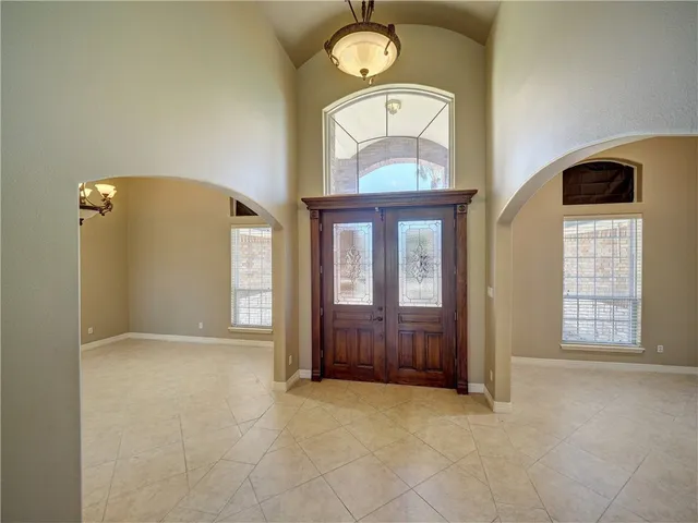 $4,400 | 11 West Bar-Le-Doc Drive, Corpus Christi, TX 78414