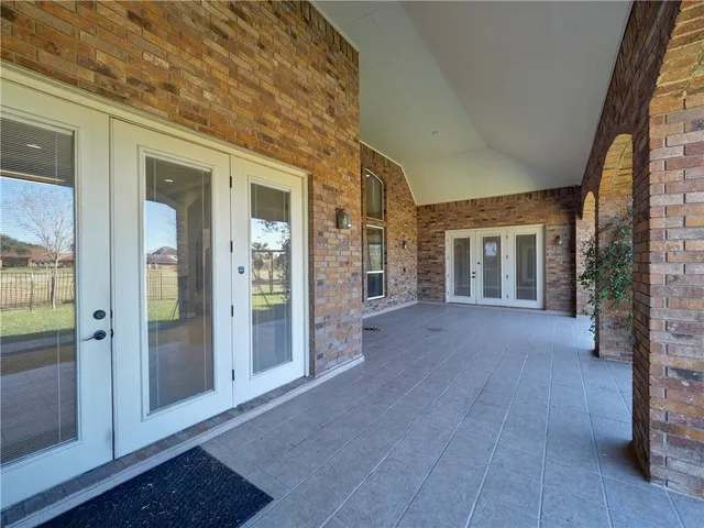 $4,400 | 11 West Bar-Le-Doc Drive, Corpus Christi, TX 78414