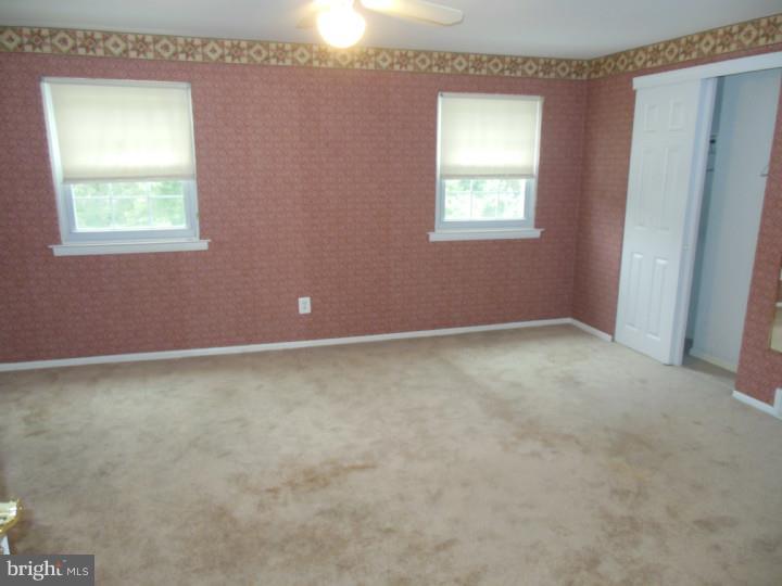 3544 Vinton Road Philadelphia, PA 19154 - Photo 10 of 17