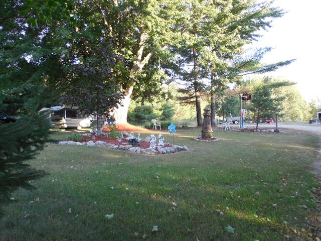 192 East River Road Mount Pleasant, MI 48858 - Photo 31 of 33 1804250-41.JPG