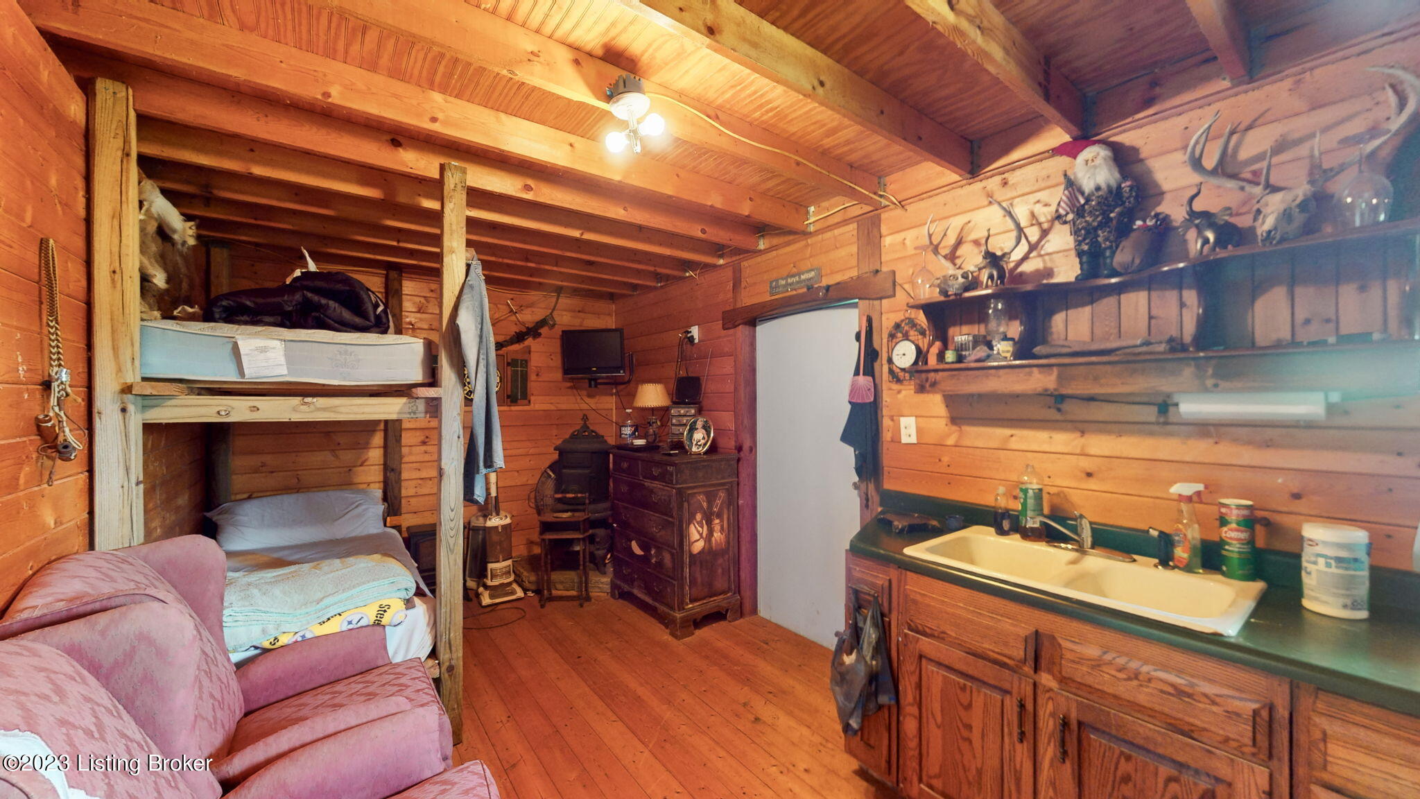1710 Hawk Hill Road La Grange, KY 40031 - Photo 72 of 89 BUNK ROOM