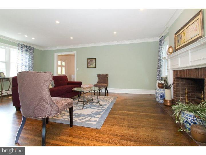 1144 Mill Rd Circle Rydal, PA 19046 - Photo 5 of 17