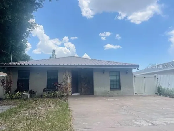 $2,600 | 3804 West Hamilton Avenue, Tampa, FL 33614