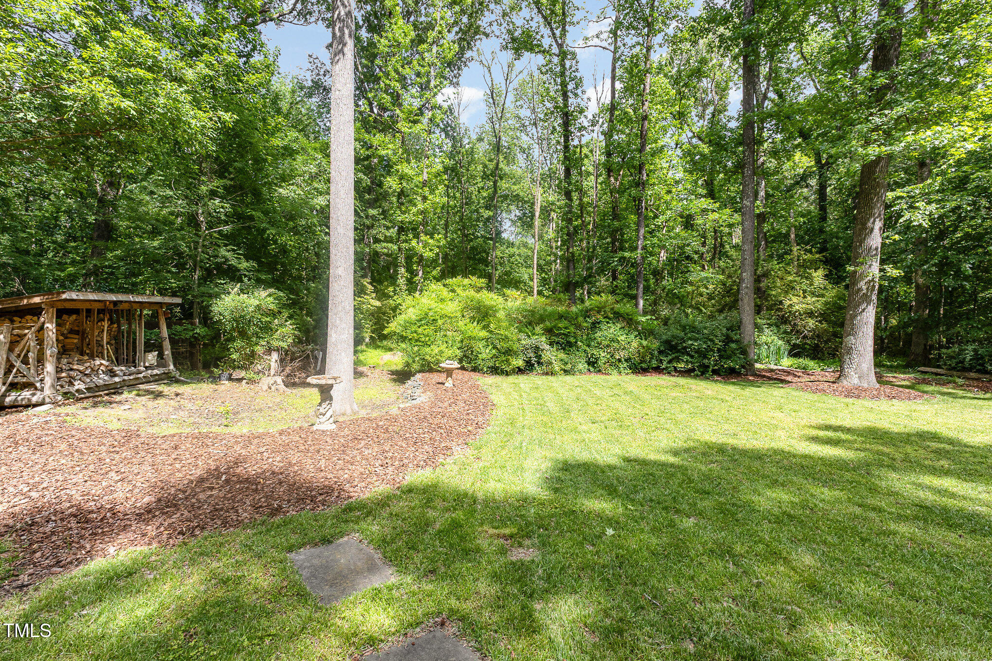 421 Ridgefield Road Chapel Hill, NC 27517 - Photo 21 of 25 025_cj4a9339-edit_609