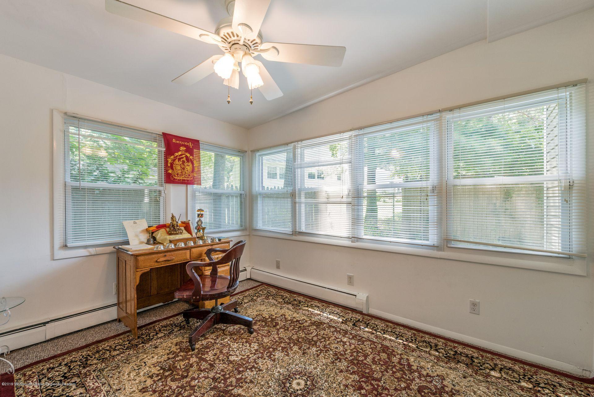 731 South Riverside Drive Neptune Township, NJ 07753 - Photo 12 of 24 11