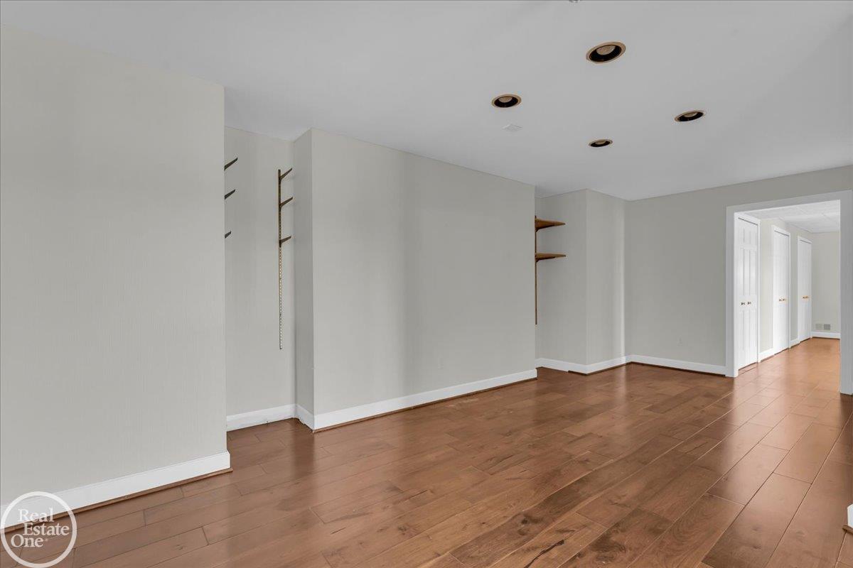 770 North Riverside Avenue St. Clair, MI 48079 - Photo 40 of 52