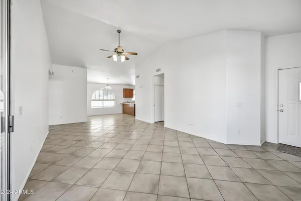 $2,000 | 2941 South 83rd Street, Mesa, AZ 85212