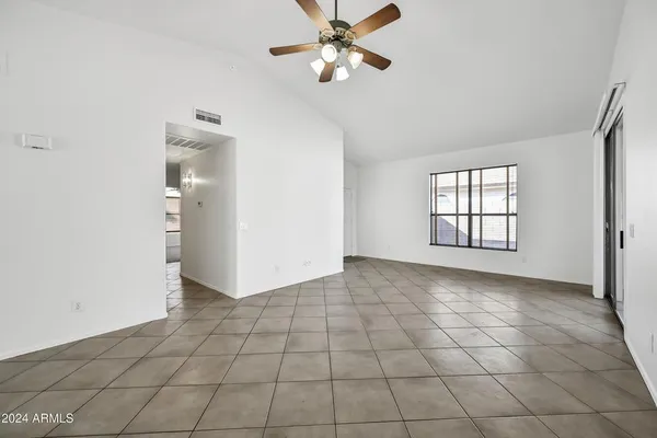 $2,000 | 2941 South 83rd Street, Mesa, AZ 85212