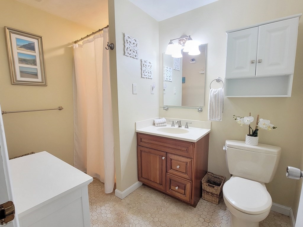 73 Howe Street Ashland, MA 01721 - Photo 19 of 29 Gallery Image 19