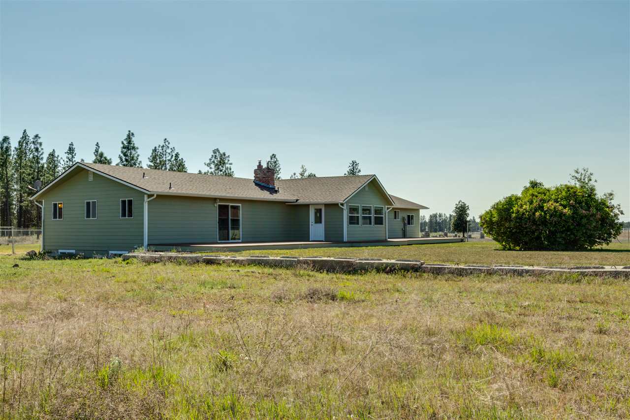 18009 South Wolfe Road Cheney, WA 99004 - Photo 17 of 20