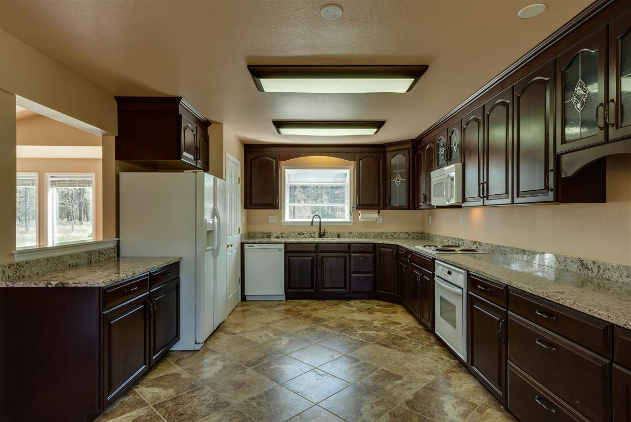 18009 South Wolfe Road Cheney, WA 99004 - Photo 3 of 20