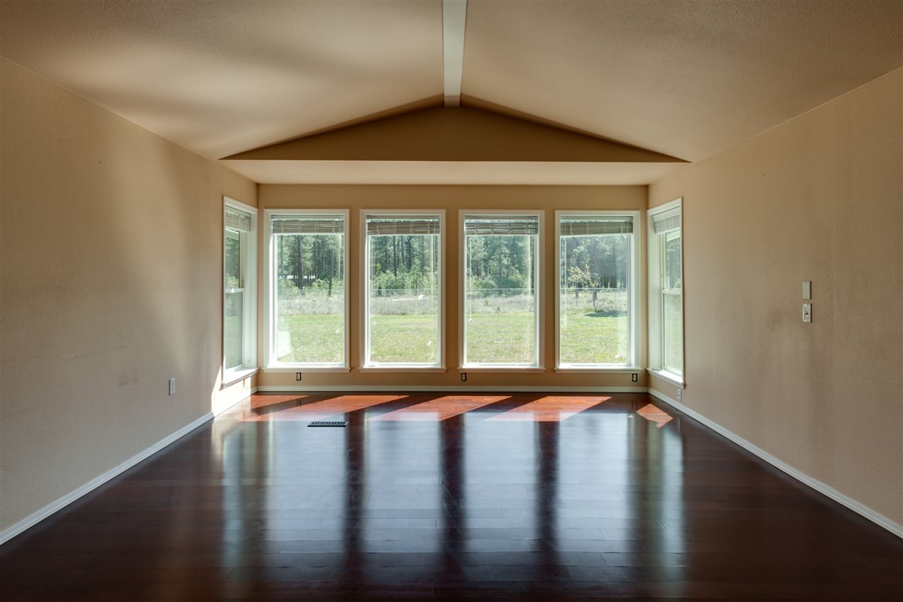18009 South Wolfe Road Cheney, WA 99004 - Photo 5 of 20