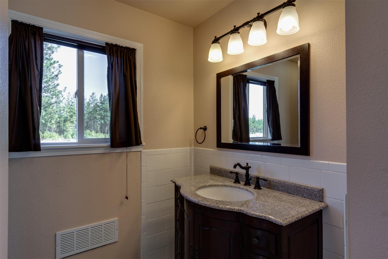 18009 South Wolfe Road Cheney, WA 99004 - Photo 9 of 20