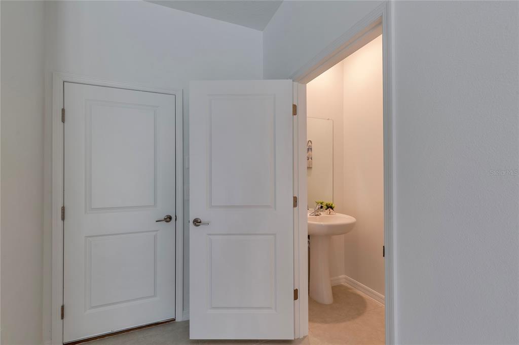 11091 Wishing Cloud Road Land O Lakes, FL 34638 - Photo 5 of 25 a bathroom with a shower